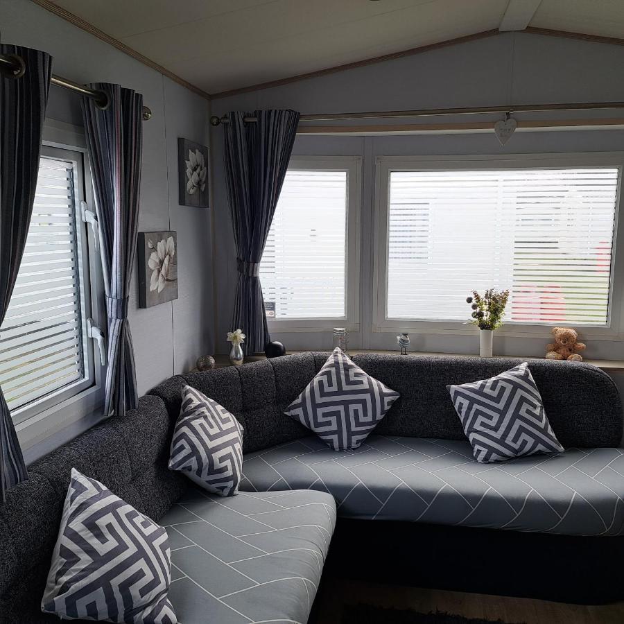 Cj & Daisies Holiday Home Prestatyn Exterior foto
