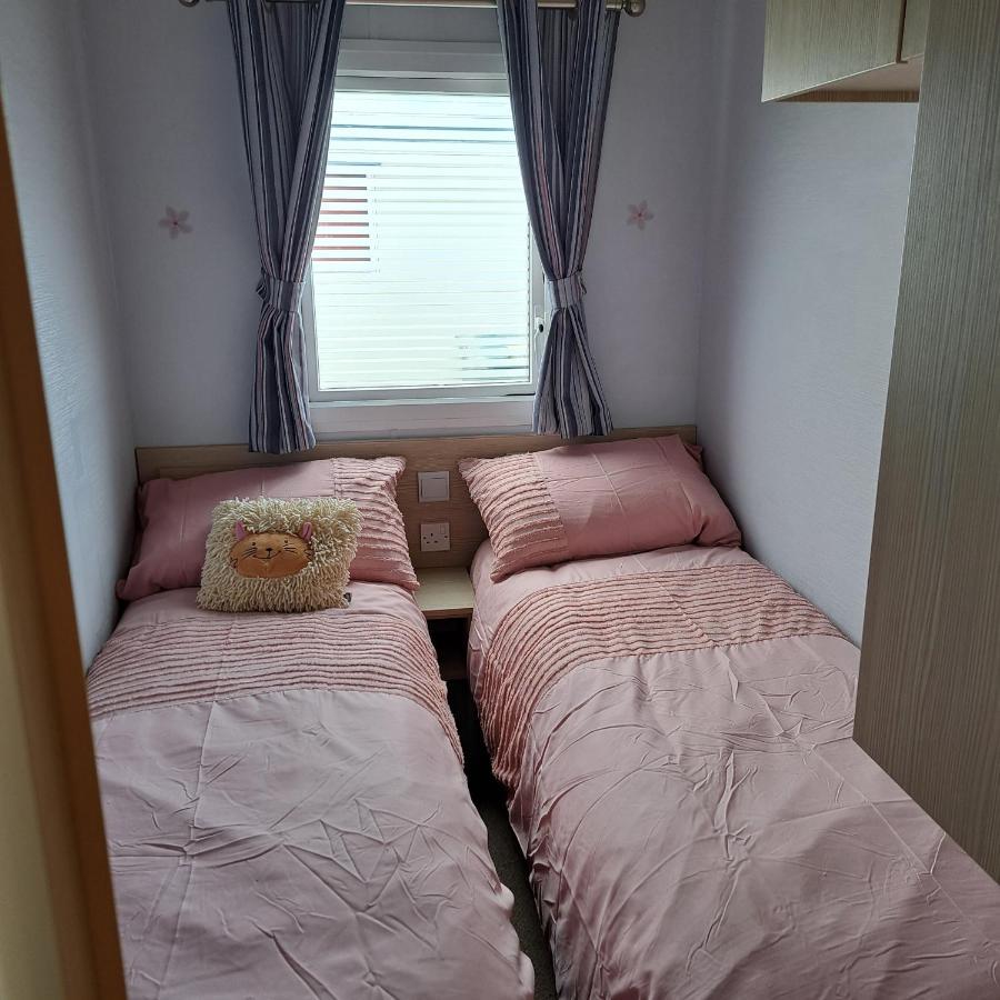 Cj & Daisies Holiday Home Prestatyn Exterior foto